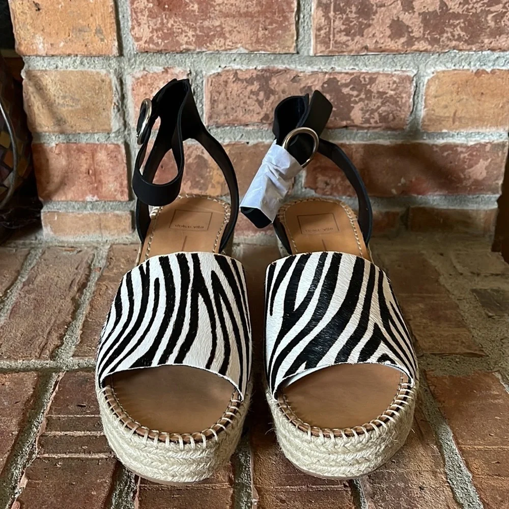 NEW Dolce Vita Lesley Zebra Striped Platform Sandals